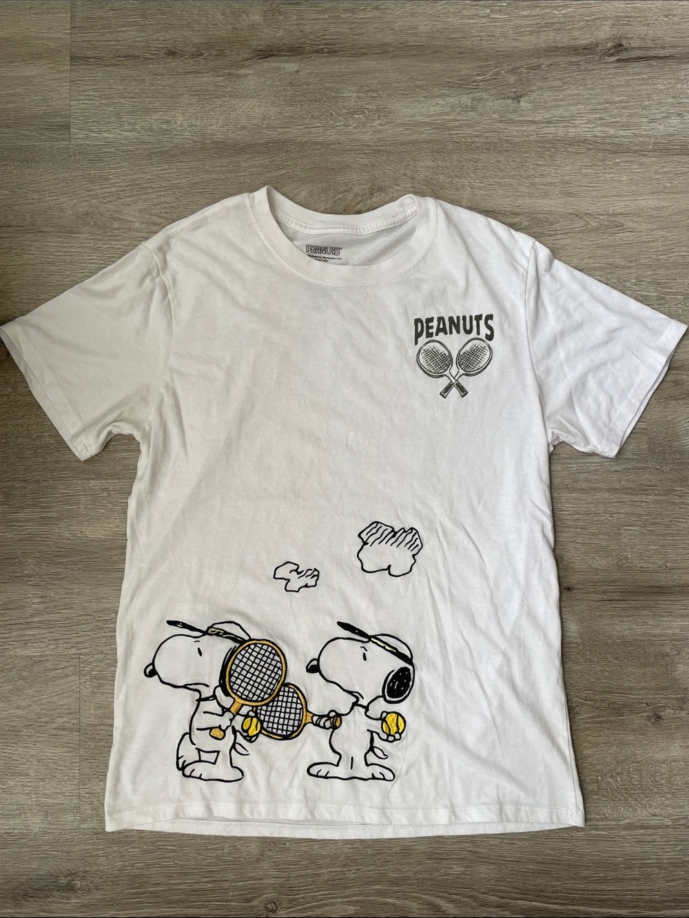 Peanuts | Snoopy tennis t-shirt size medium